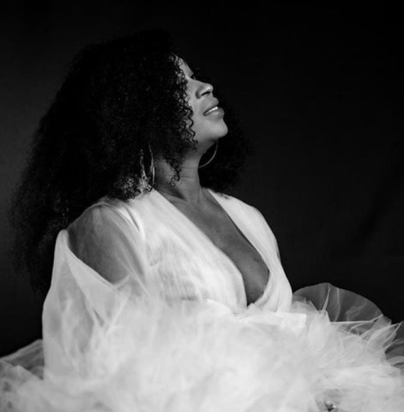 Meet your Posher, Paule vanessa - Picture 1 of 1